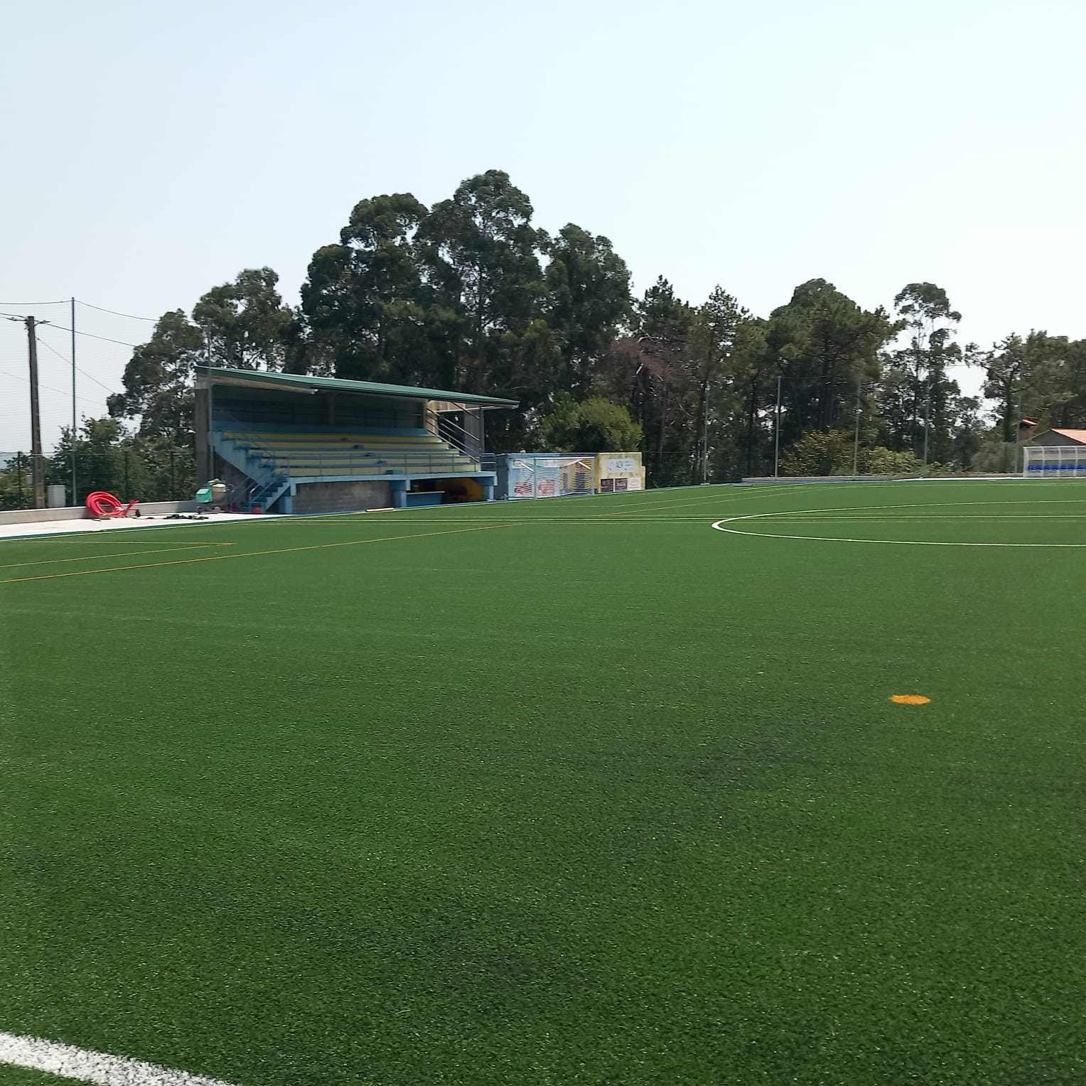 Campo de fútbol de césped artificial CF Escarabote (Boiro)